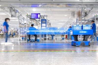 IT早間報(bào) iPhone 12性能“擠牙膏”，小米智能工廠二期即將啟動(dòng)，企業(yè)技術(shù)服務(wù)迎來(lái)新變革